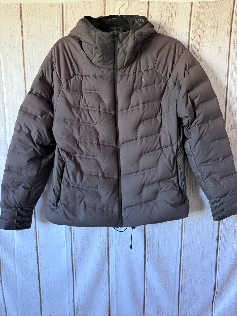 Black Yak Mocho Jacket Size XL Dark Gray Hooded 90/10 Goose Down Puffer